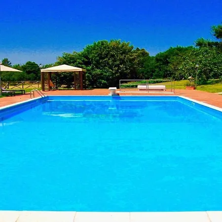 Vallocchia - Sleeps 18. Exclusive Pool/grounds. Spoleto 10 Mins. Rome 1 Hr Villa Borgiano (Perugia)