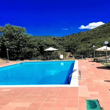 Vallocchia - Sleeps 18. Exclusive Pool/grounds. Spoleto 10 Mins. Rome 1 Hr * Borgiano (Perugia)