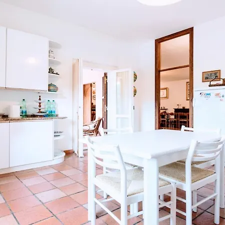 Vallocchia - Sleeps 18. Exclusive Pool/grounds. Spoleto 10 Mins. Rome 1 Hr * Borgiano (Perugia)