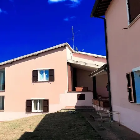 Vallocchia - Sleeps 18. Exclusive Pool/grounds. Spoleto 10 Mins. Rome 1 Hr Borgiano (Perugia)